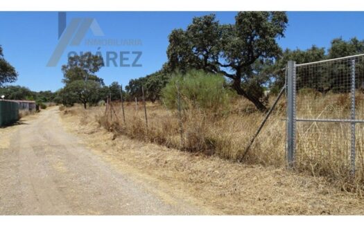 Terreno Rústico en Castilblanco de los Arroyos por Inmobiliaria Suárez