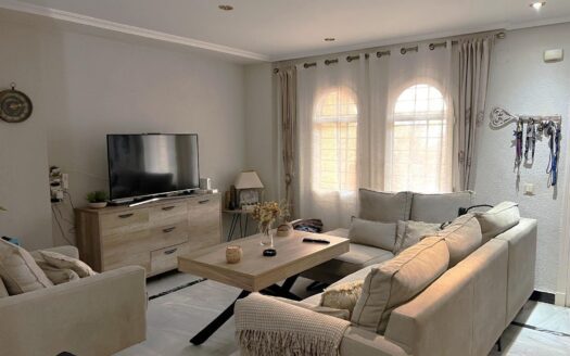 Dúplex en San Juan de Aznalfarache por Inmobiliaria Suárez