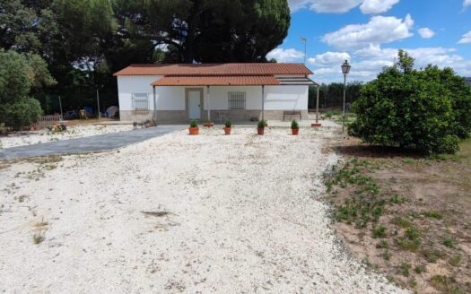 Casa en Carmona por Inmobiliaria Suárez